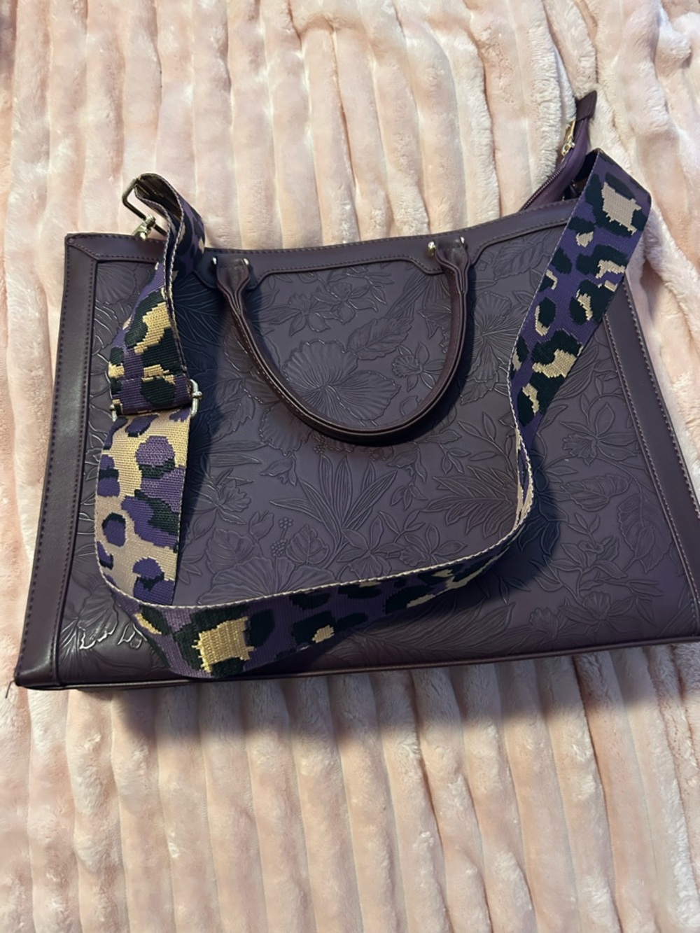 50%offw❤️ Laptop Bag for Women  Work Tote Laptop embossed purple never used 16”
